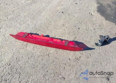 2013 Ford Focus Se z USA, uszkodzony, nr VIN 1FADP3F24DL330984